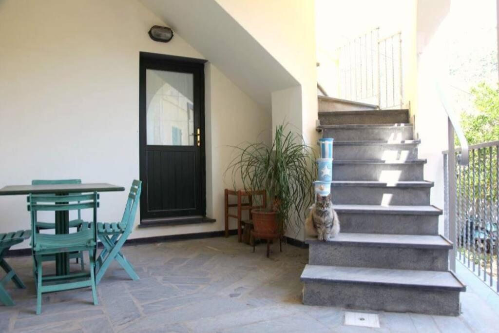 Le Case Della Lizza - Casa Blu Леванто Экстерьер фото